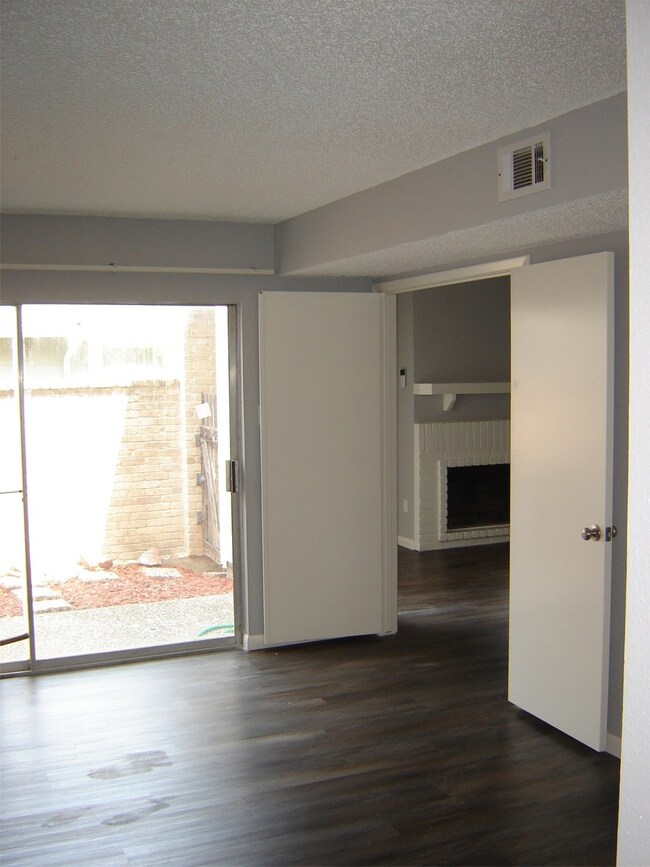 12111 Lemon Ridge Ln unit 121, Houston, TX 77035 - photo 5