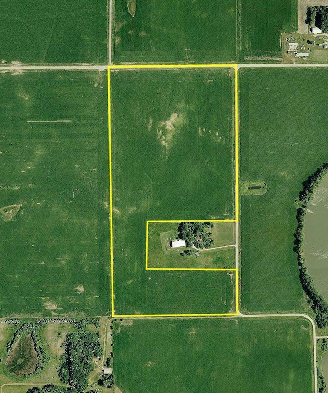 xx 710th St, Lakefield, MN 56143 - photo 3