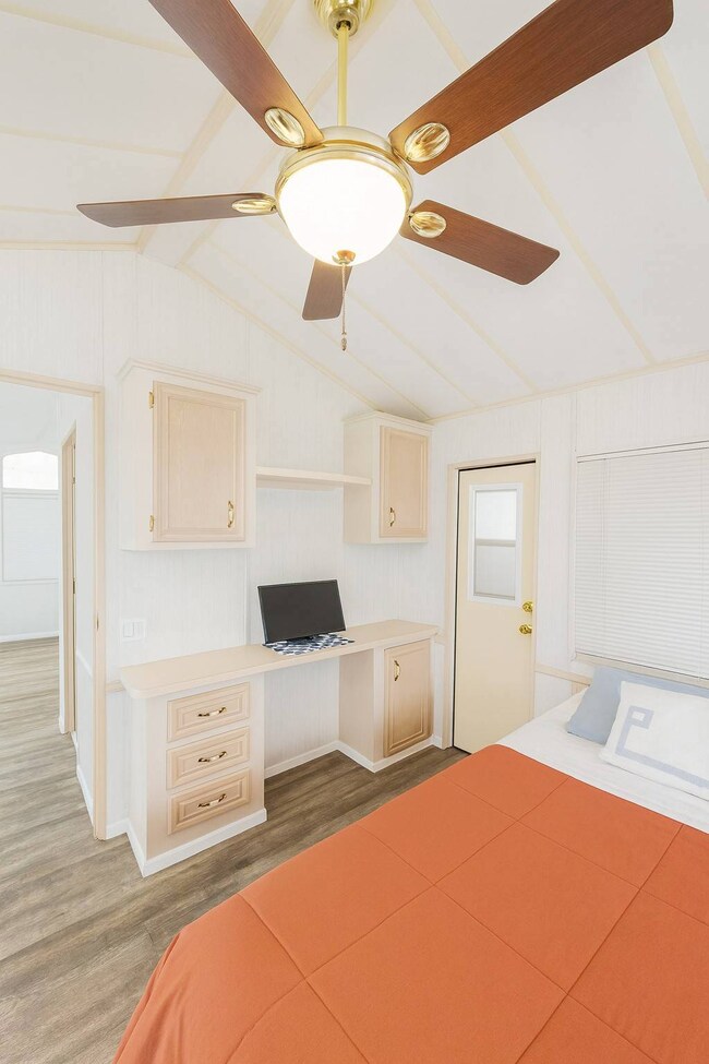 11911 66th St N unit 646, Largo, FL 33773 - photo 6