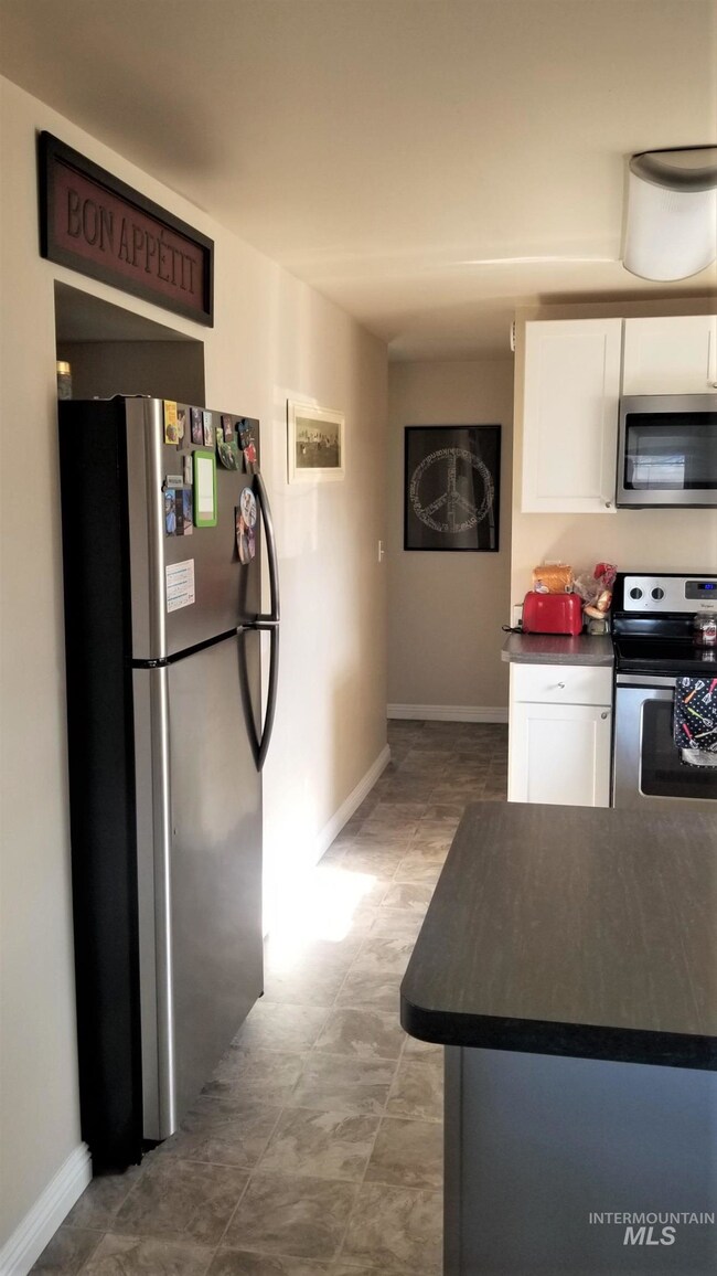 1024 Nectarine St, Nampa, ID 83686 - photo 3