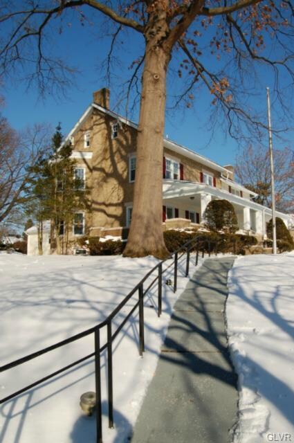 2921 W Turner St, Allentown, PA 18104 - photo 4