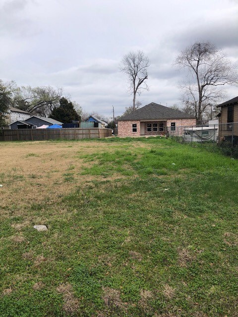 000 Arabella St, Houston, TX 77091 - photo 6