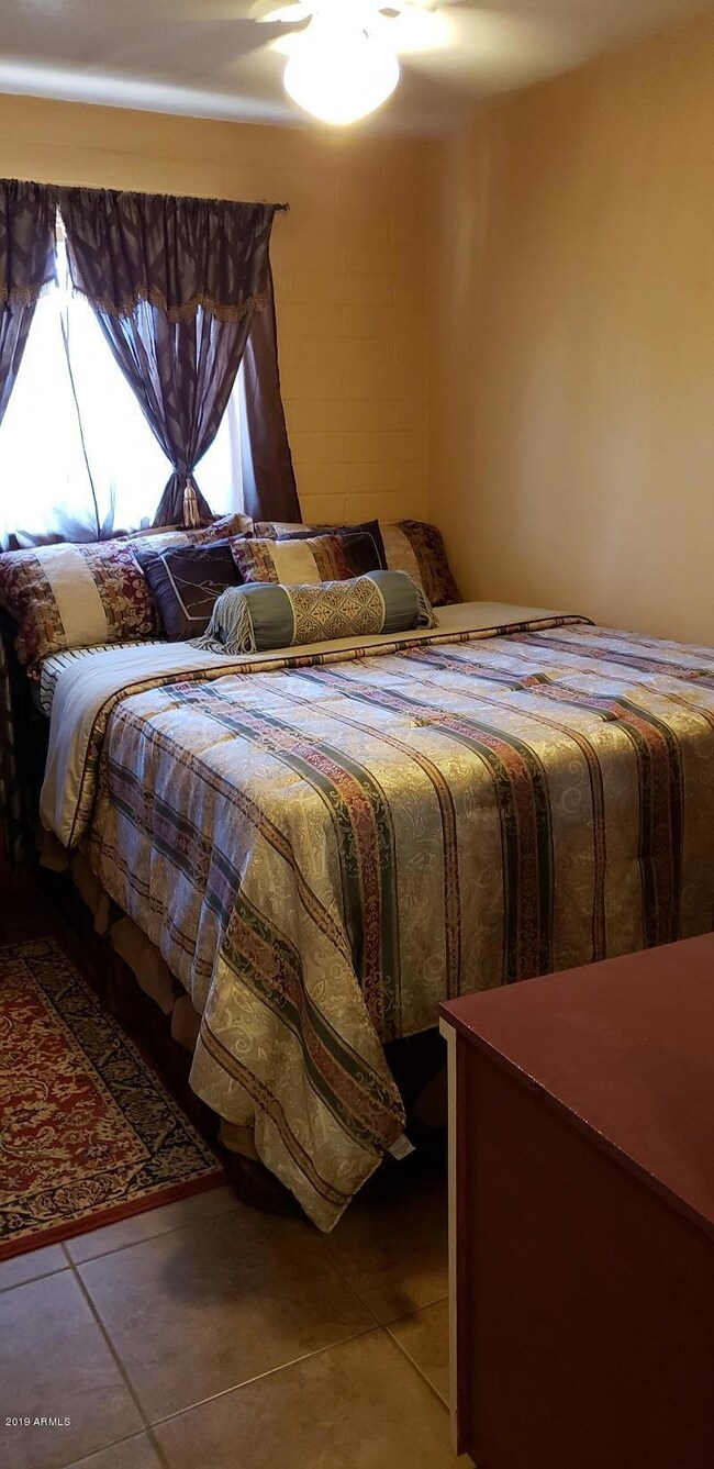 bed 1