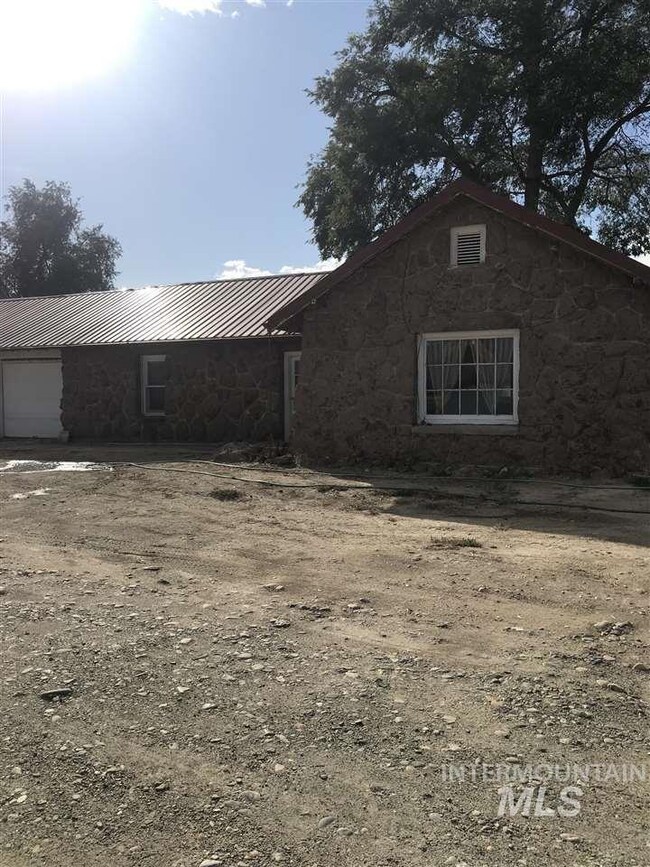 1015 State Highway 19, Homedale, ID 83628 - photo 2