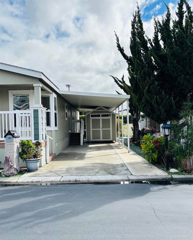 1010 E Bobier Dr unit 137, Vista, CA 92084 - photo 3