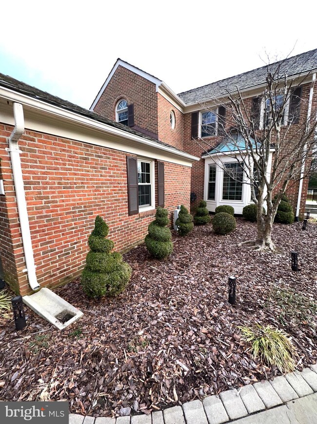 11817 Bishops Content Rd, Bowie, MD 20721 - photo 2