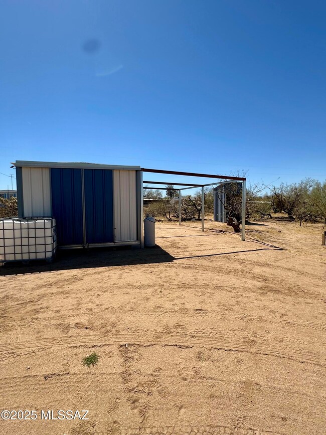 10940 S Gordon Ave unit 1, Three Points, AZ 85736 - photo 4