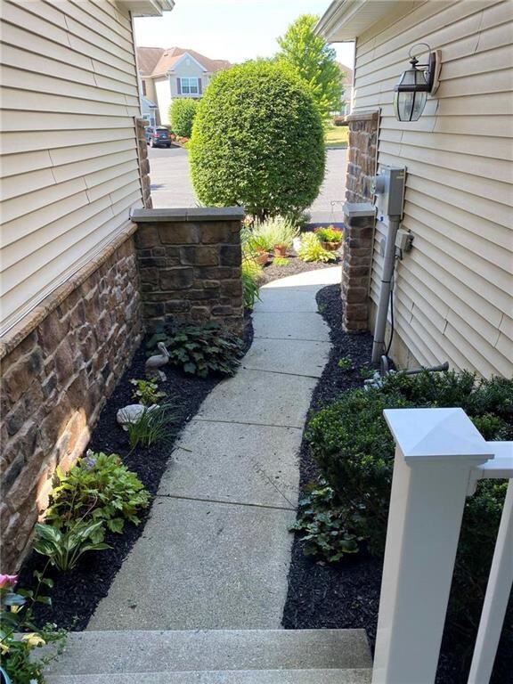 2919 Green Ct, Easton, PA 18040 - photo 4