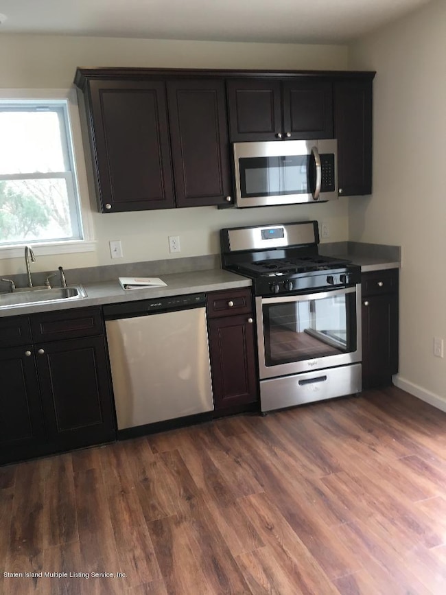 822 Nugent Ave, Staten Island, NY 10306 - photo 3