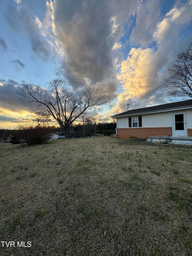 6890 Newport Hwy, Greeneville, TN 37743 - photo 3