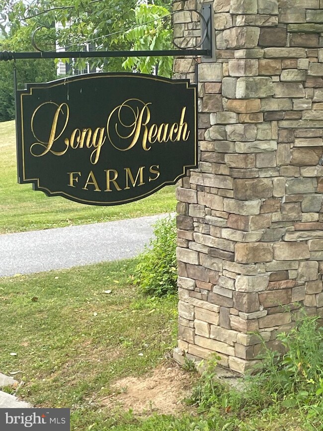 21 Brinleigh Dr, Sykesville, MD 21784 - photo 2