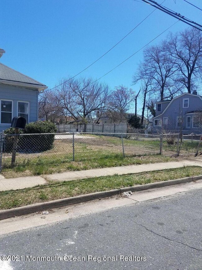 108 Hudson Ave, North Middletown, NJ 07748 - photo 7