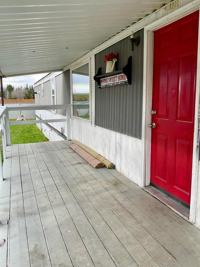 300 S Fir Ave unit 8, Deer Park, WA 99006 - photo 6