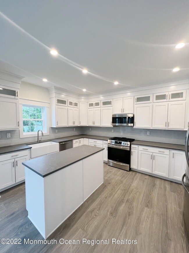 kitchen island 1