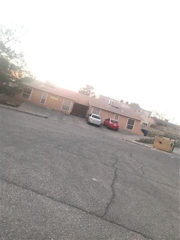 10719 Forest Ridge Ln unit AD, El Paso, TX 79935 - photo 2