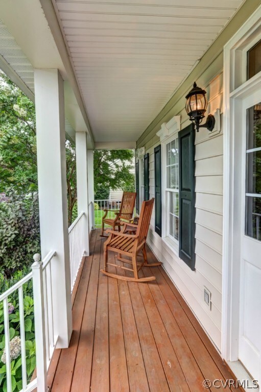 Charming country front porch!