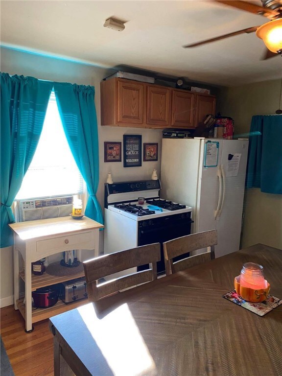 7 Metcalf St, Providence, RI 02904 - photo 2