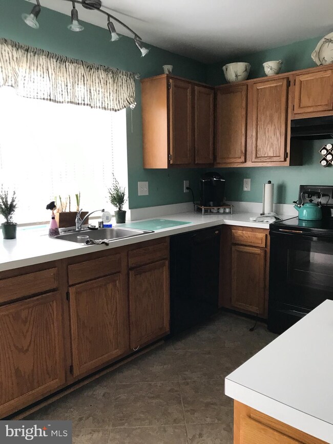 10502 Telluride Place, White Plains, MD 20695 - photo 3