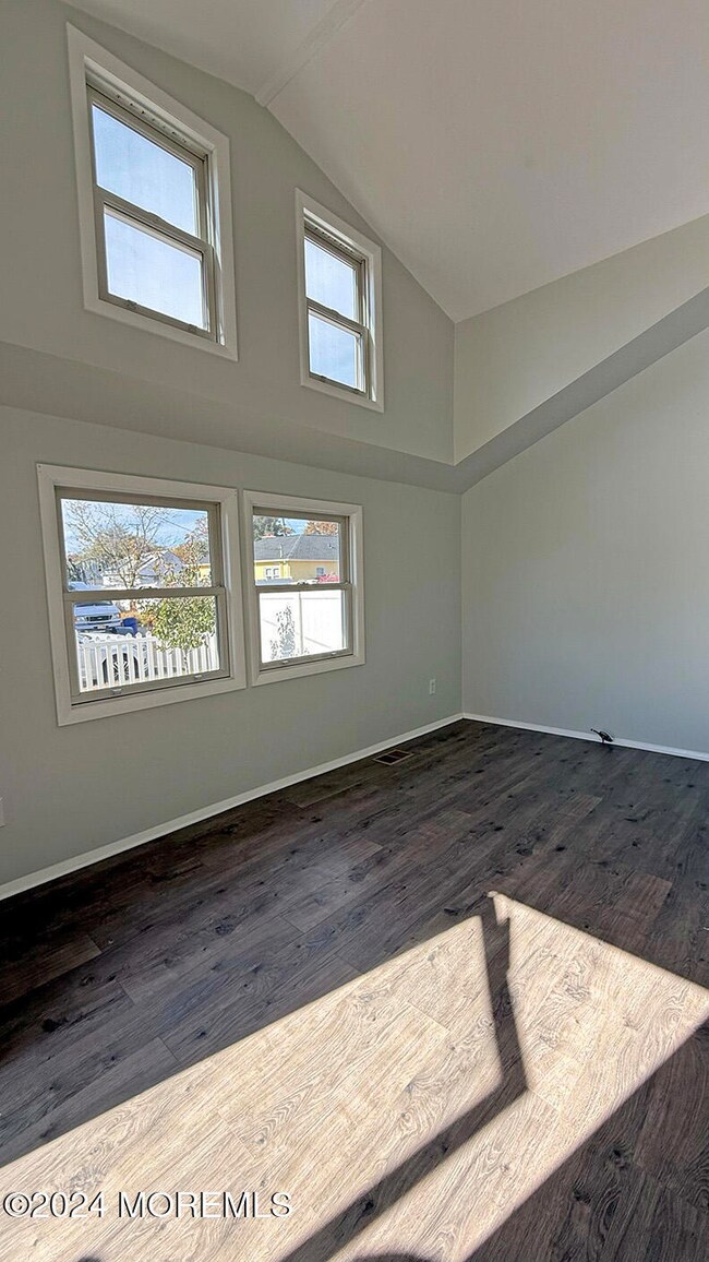 308 Marz Way, Keyport, NJ 07735 - photo 4