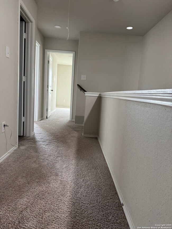 7356 Misty Ridge Dr unit 14, Converse, TX 78109 - photo 5