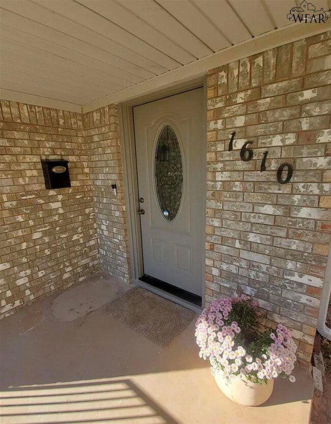 1610 Aldrich Ave, Wichita Falls, TX 76302 - photo 2