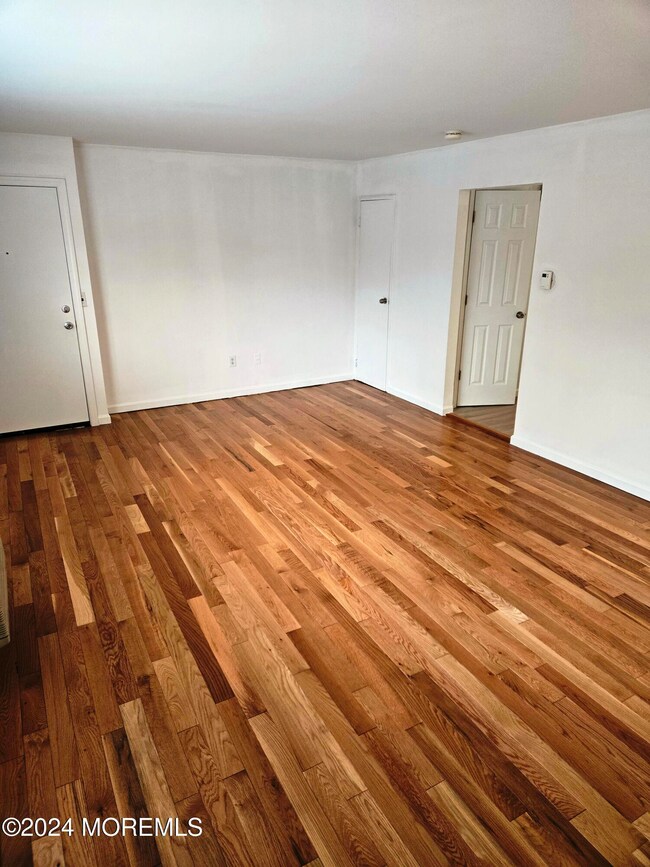 19 Azalea Ct unit A, Eatontown, NJ 07724 - photo 5