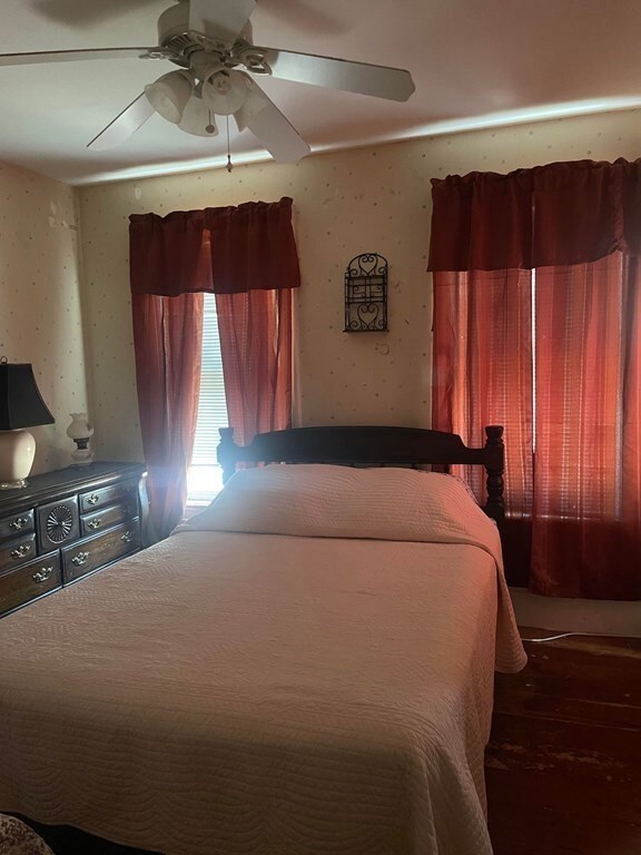 25 Elm St, Warren, MA 01083 - photo 6