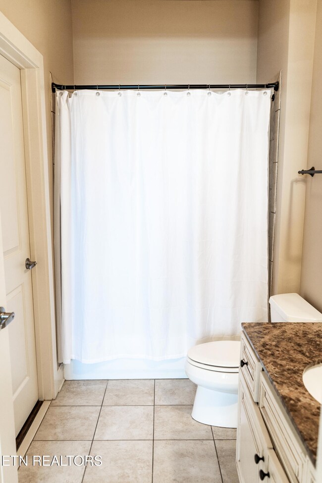 Cityview by Riverwalk unit 511, Knoxville, TN 37920 - photo 6