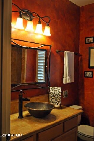 6hall bath
