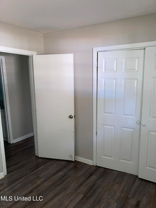 983 Branch St, Jackson, MS 39212 - photo 3