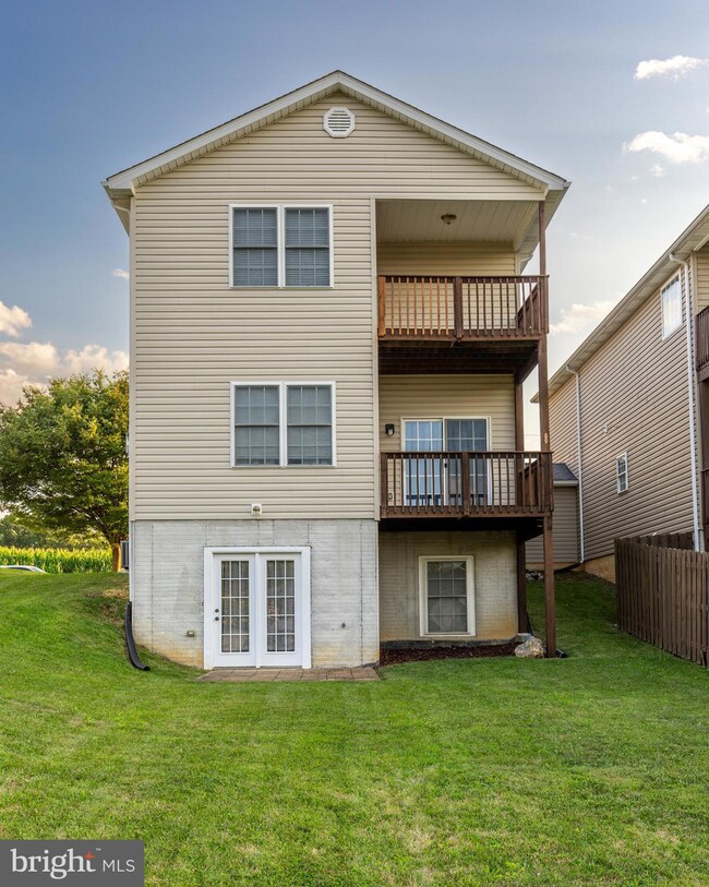 369 Hoover Rd, Woodstock, VA 22664 - photo 3