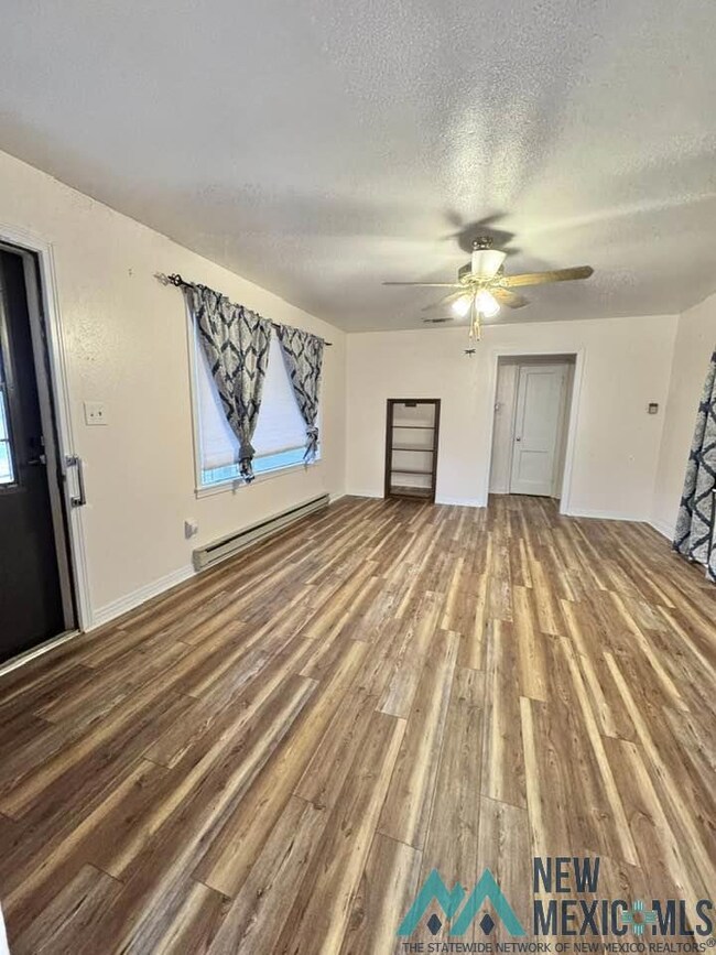 409 E Margaret St, Carlsbad, NM 88220 - photo 6