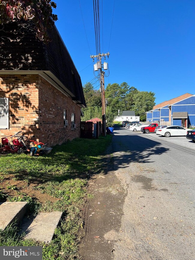 516 A,B,C Virginia Ave, Front Royal, VA 22630 - photo 3