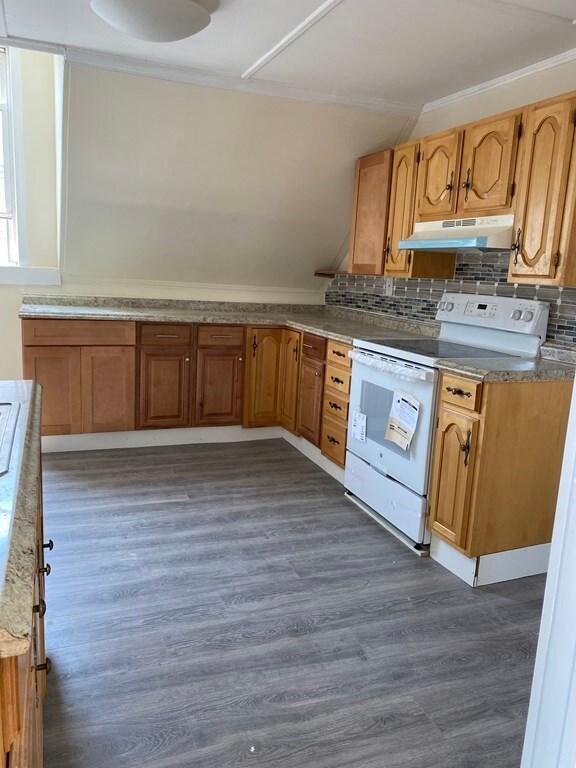 14 Tower Ave unit 3, Lynn, MA 01905 - photo 4