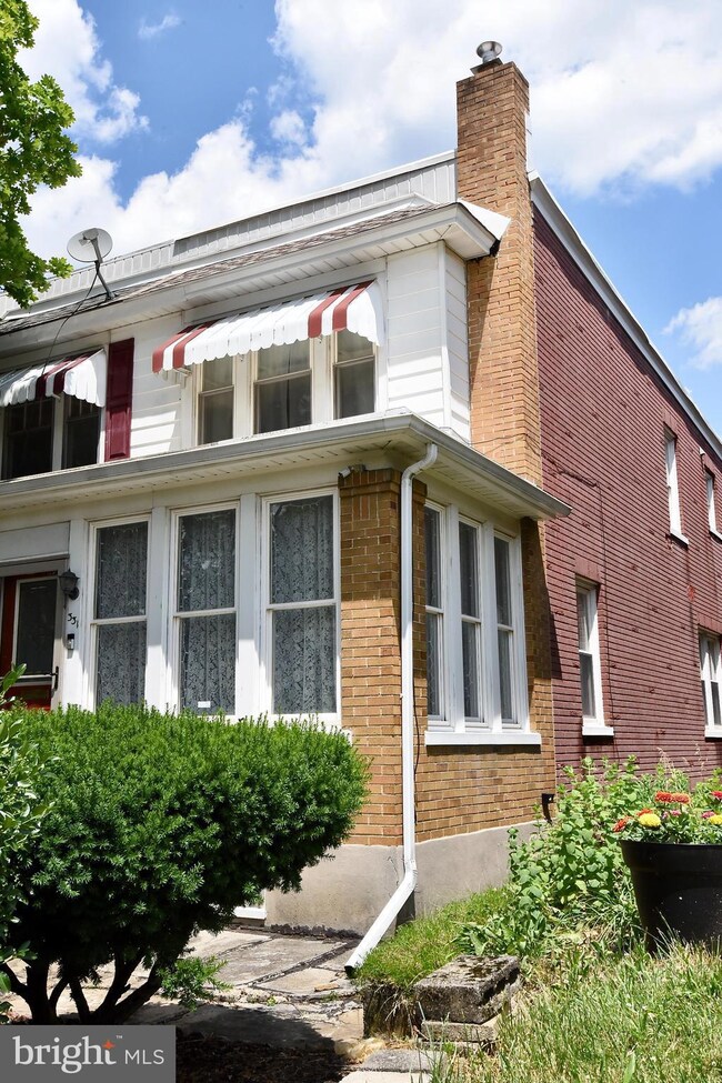 331 S 18th St, Allentown, PA 18104 - photo 3