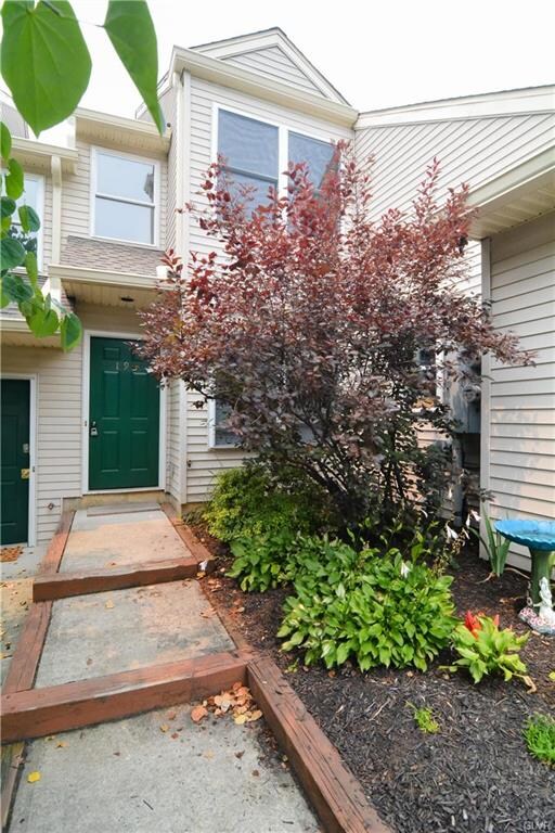 195 Lindfield Cir unit PP195, Macungie, PA 18062 - photo 2