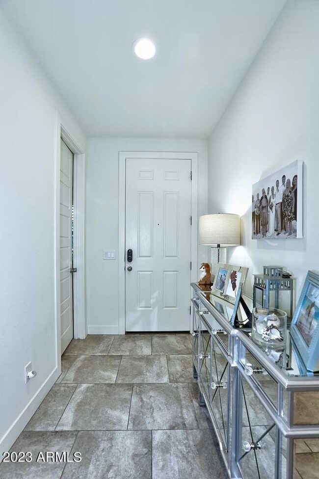 Night-Foyer