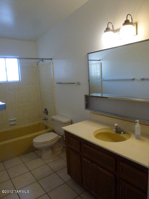 267 E Glenn St, Tucson, AZ 85705 - photo 7