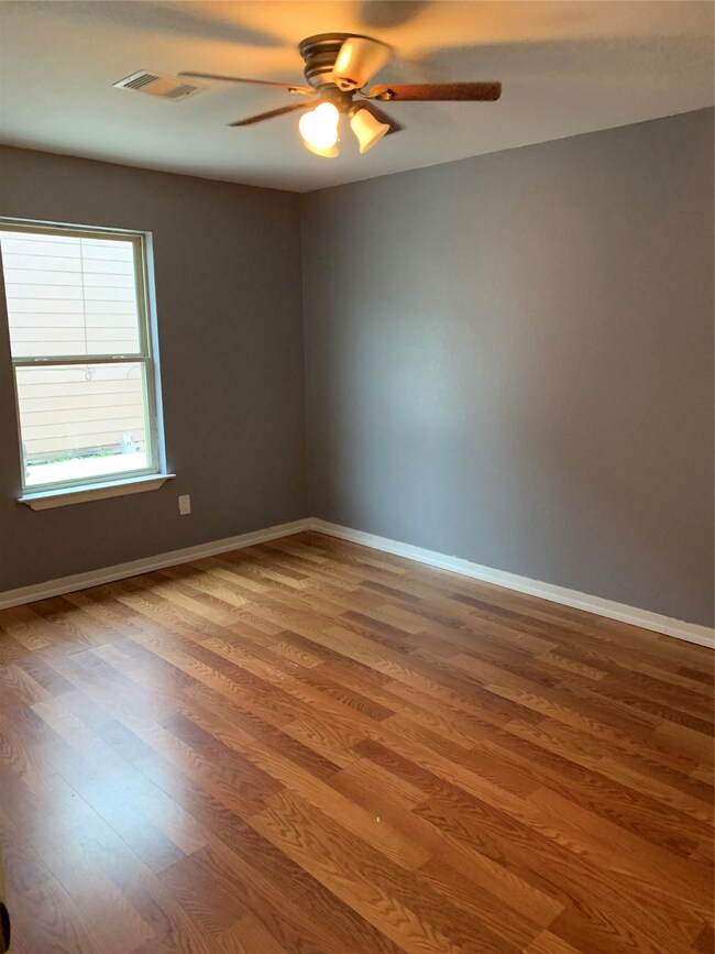 11375 Allwood St unit C, Houston, TX 77093 - photo 4