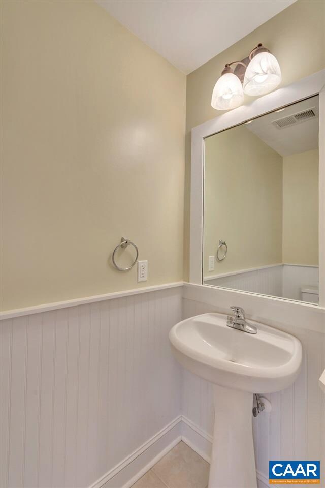 1850 Candlewood Ct unit 210, Charlottesville, VA 22903 - photo 7