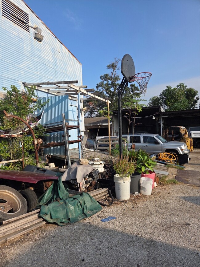 1303 Lansing St unit 1, Houston, TX 77023 - photo 7