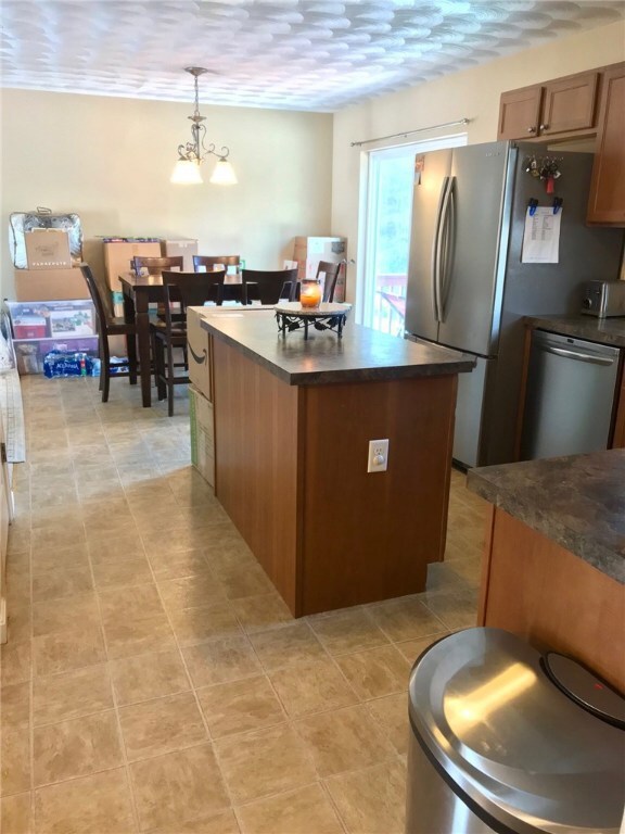 65 Scenic Way unit 20, Exeter, RI 02822 - photo 2