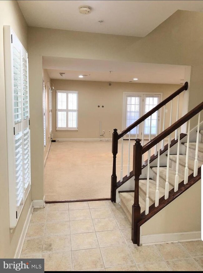 2211 Barnstable Dr, Upper Marlboro, MD 20774 - photo 4