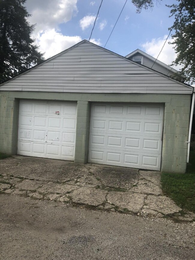 Garage Pic