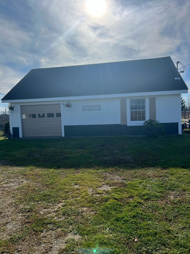 228 Railroad Ave, Dexter, ME 04930 - photo 5