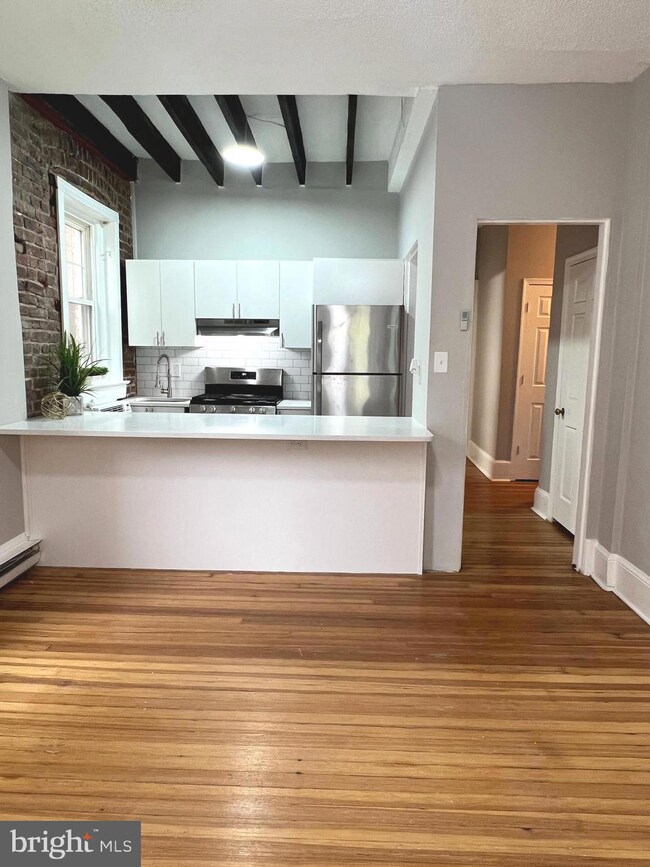 1322 15th St NW unit 22, Washington, DC 20005 - photo 3