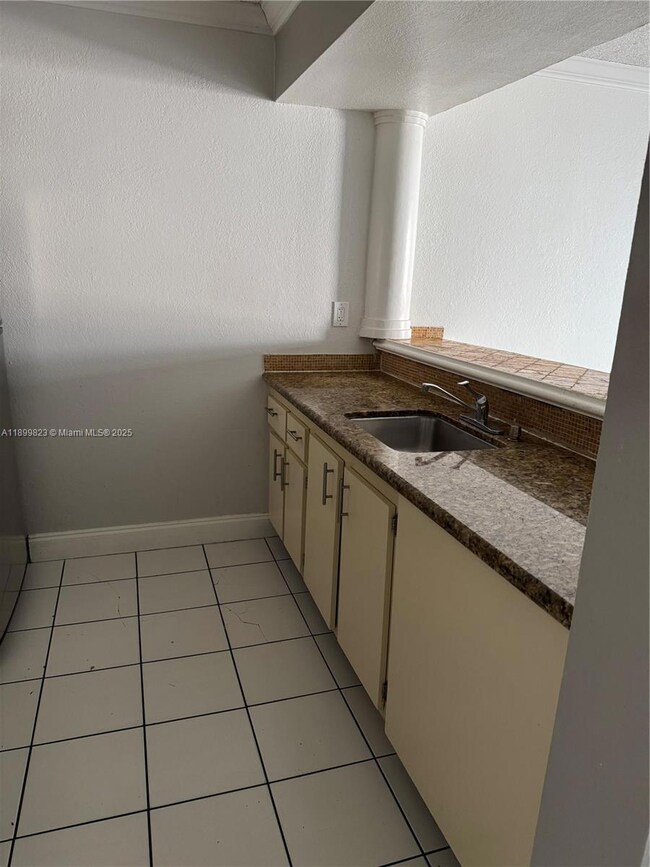 18266 Mediterranean Blvd unit 804, Hialeah, FL 33015 - photo 4