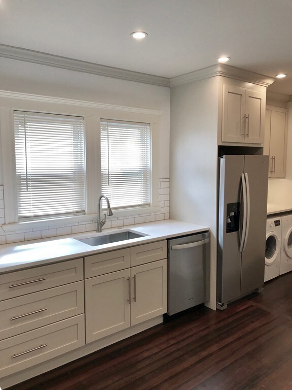 17 Archdale Rd unit 1, Roslindale, MA 02131 - photo 7