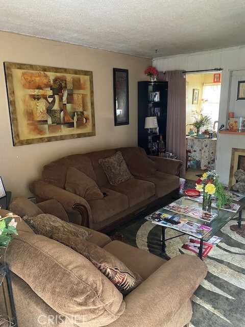 2123 E 126th St, Compton, CA 90222 - photo 5