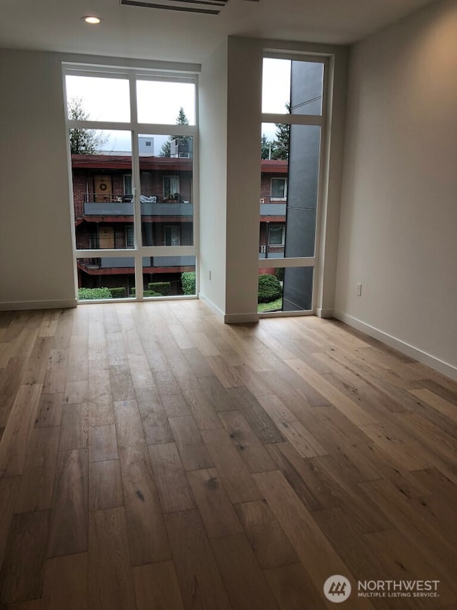 620 N 41st St, Seattle, WA 98103 - photo 4